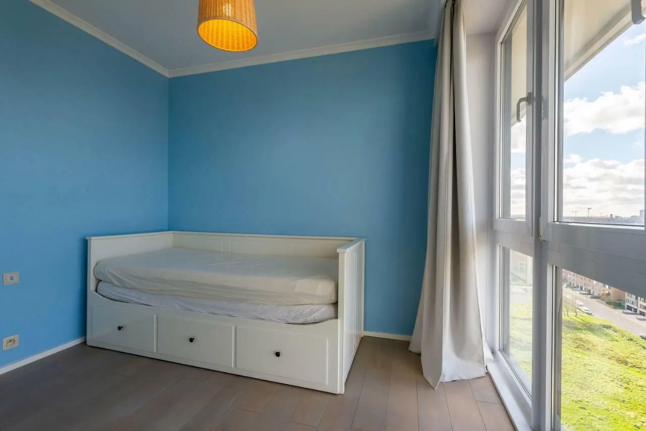 Panoramic & Modern Apartment With Sea View Bredene