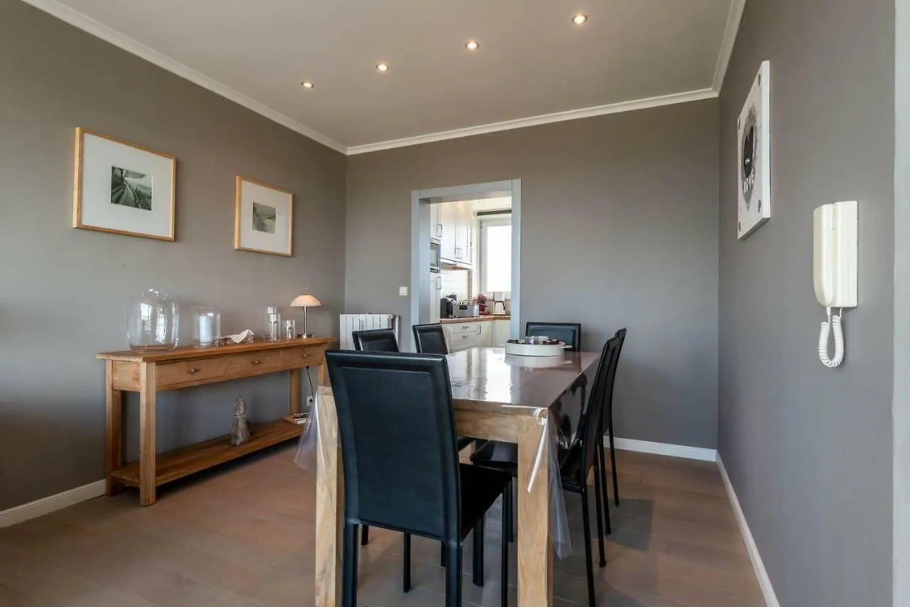 Panoramic & Modern Apartment With Sea View Bredene Belgio