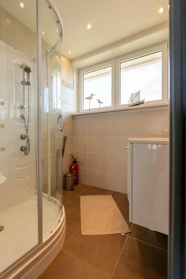 Panoramic & Modern Apartment With Sea View Bredene 0*,
